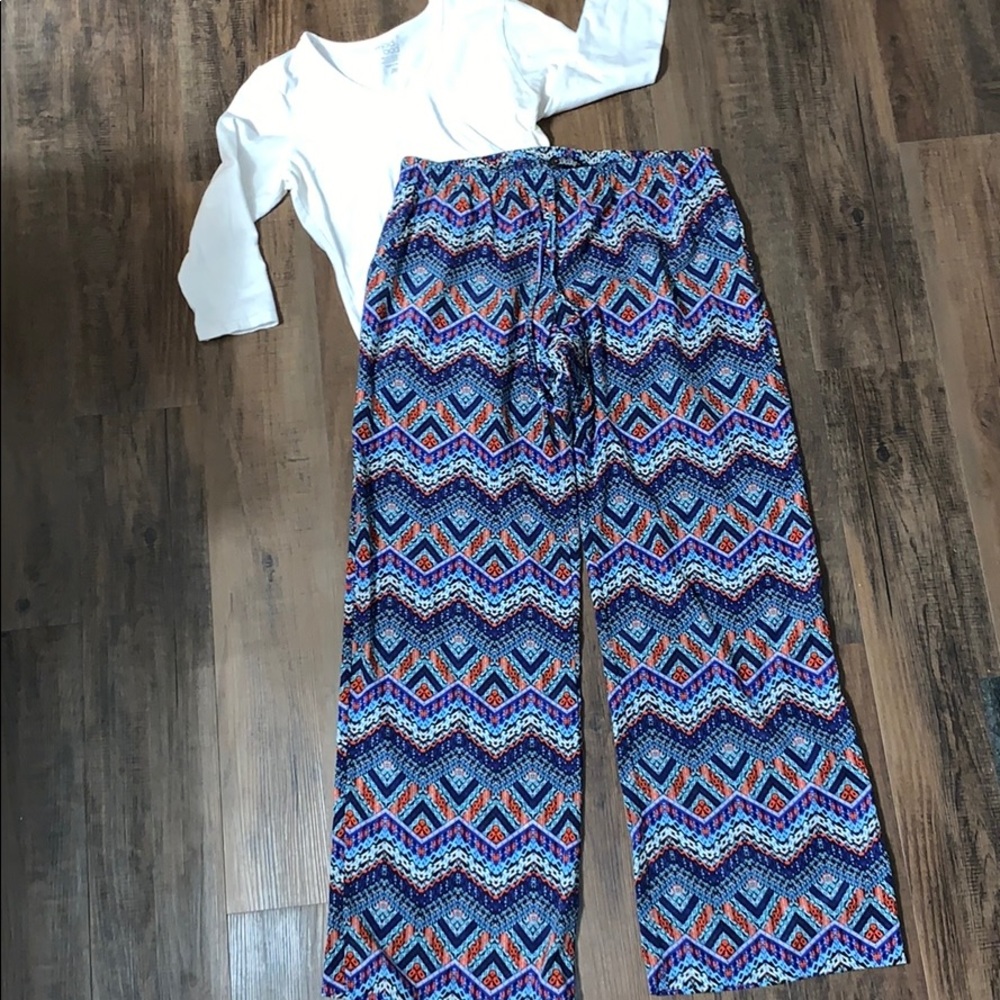 High waisted Aztec pattern pants